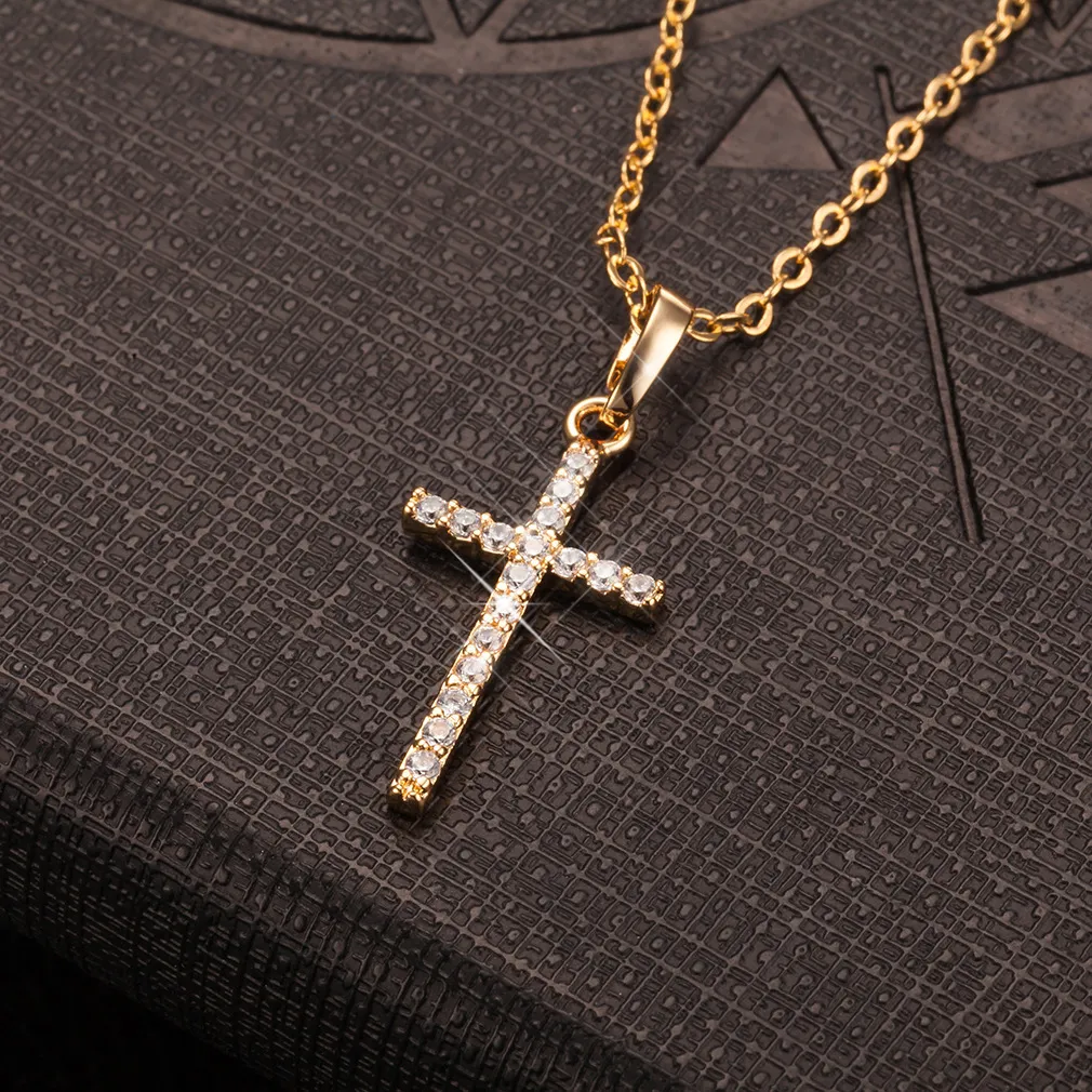 Cross Pendant - JewelsBySeraph