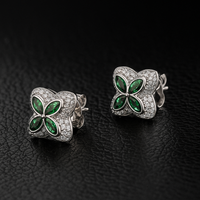 Quatrefoil Earrings - JewelsBySeraph