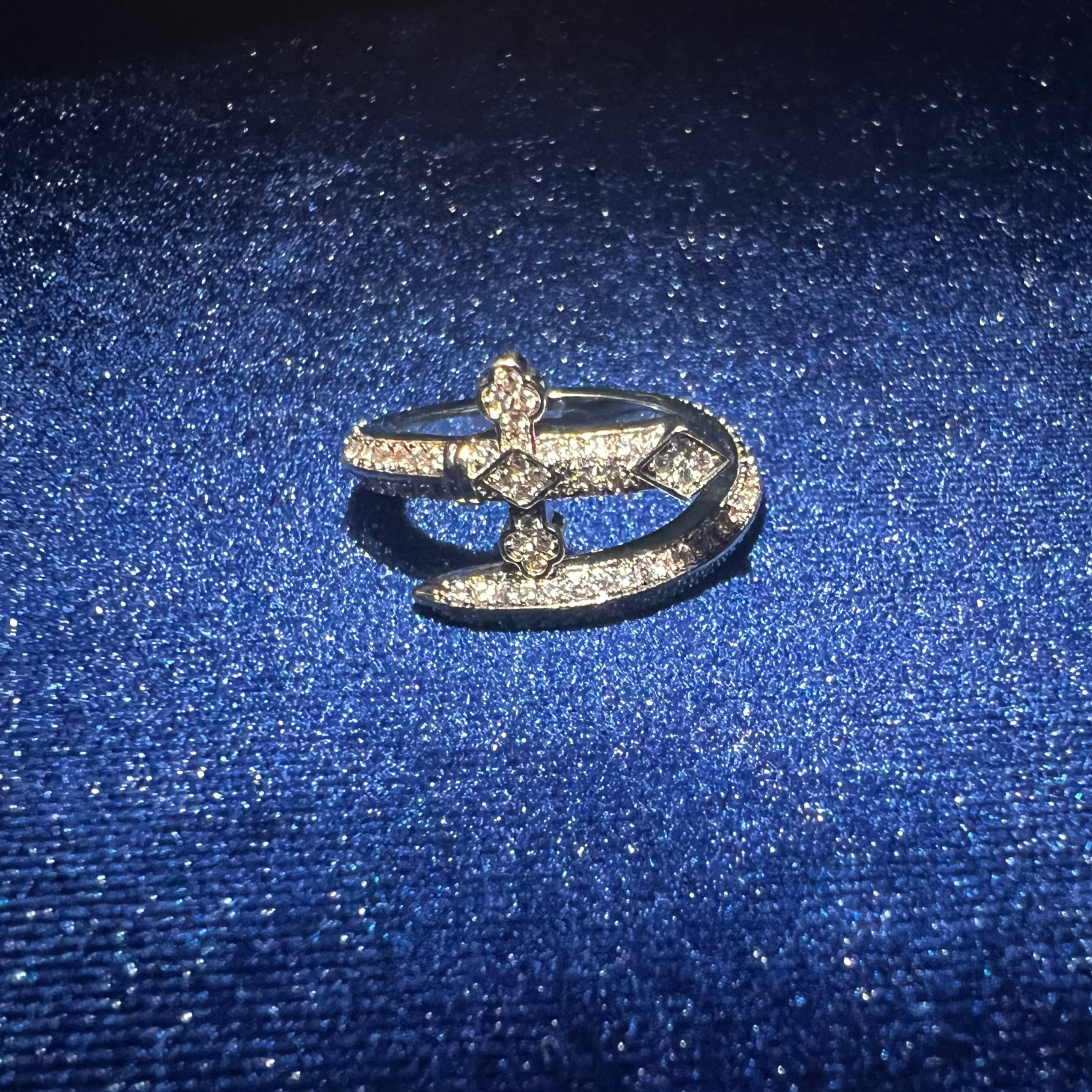 Valor Ring
