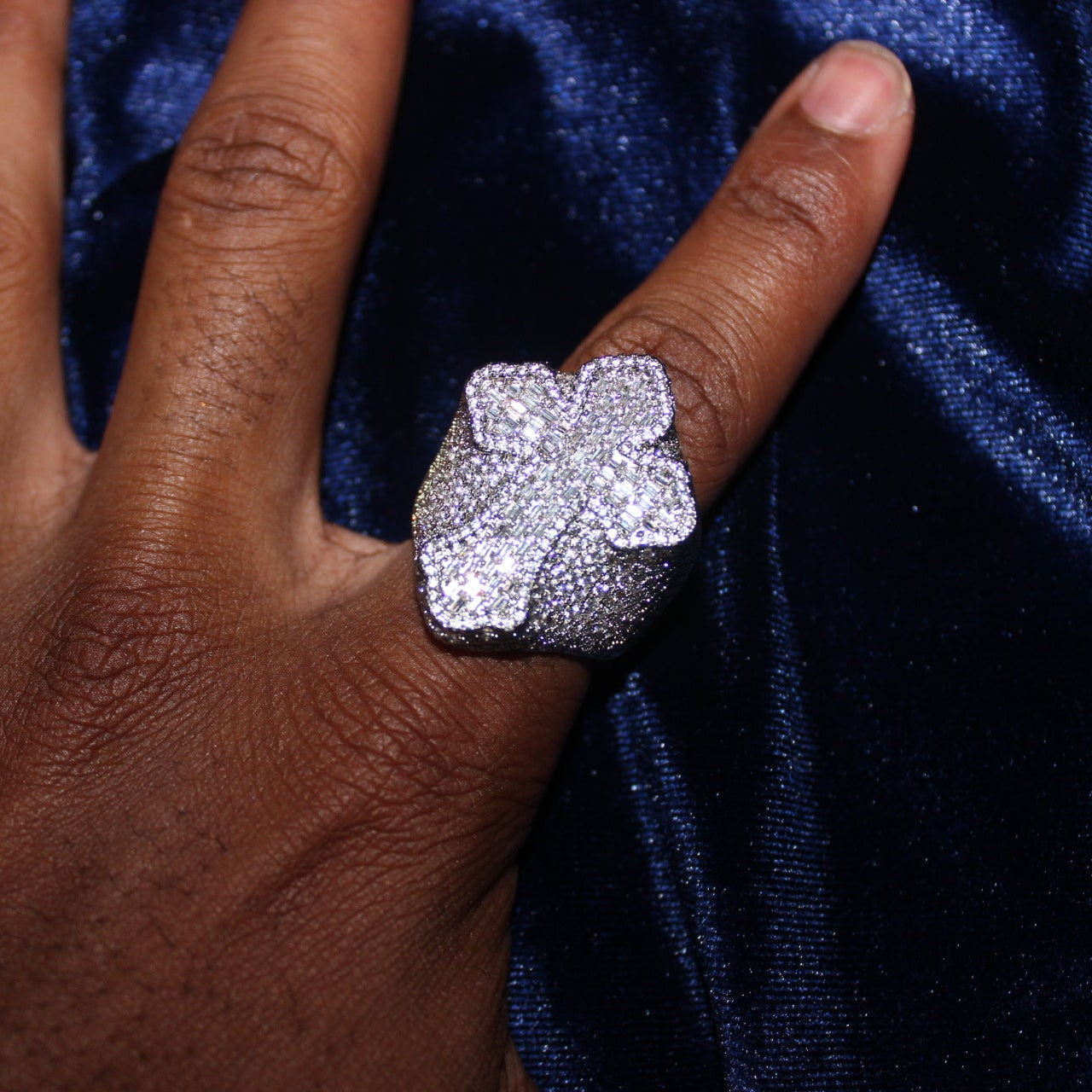 Baguette + Round Cross Ring Moissanite S925