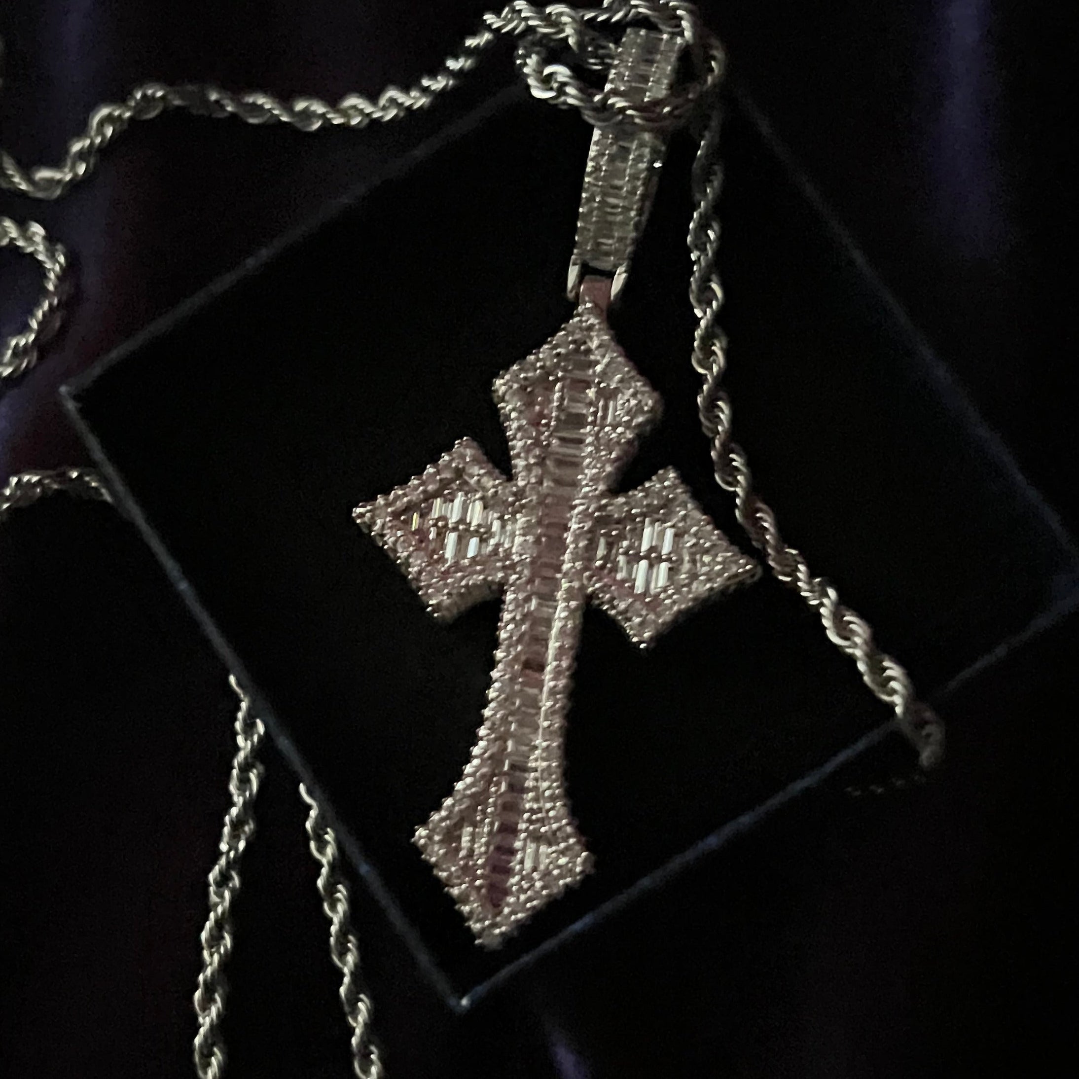3D Baguette + Round Single Cross Pendant Moissanite S925