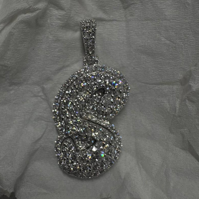 Custom Graffiti Pendant (Moissanite)