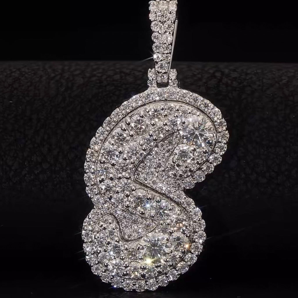 Custom Round Cut Pendant Moissanite S925