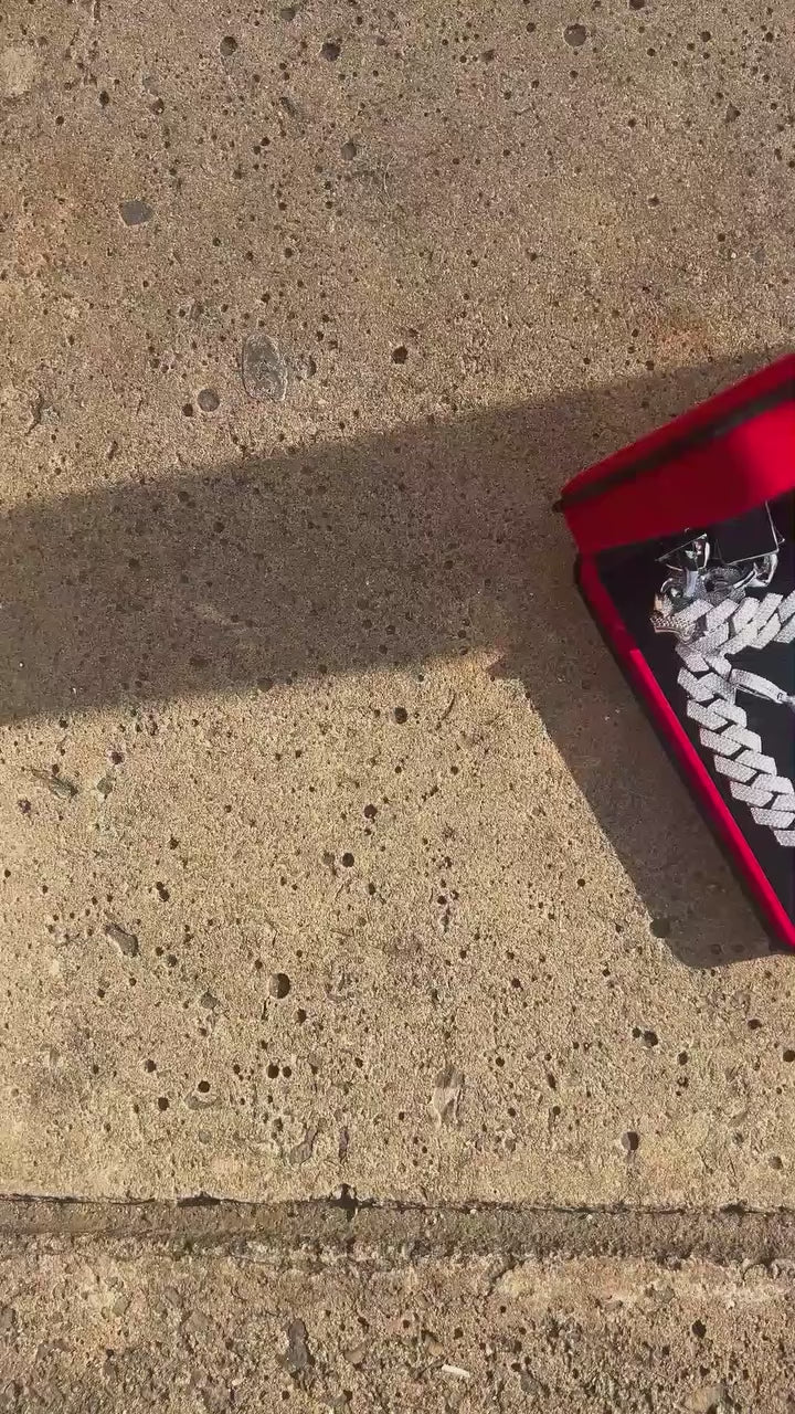 Custom Grafitti Pendant video